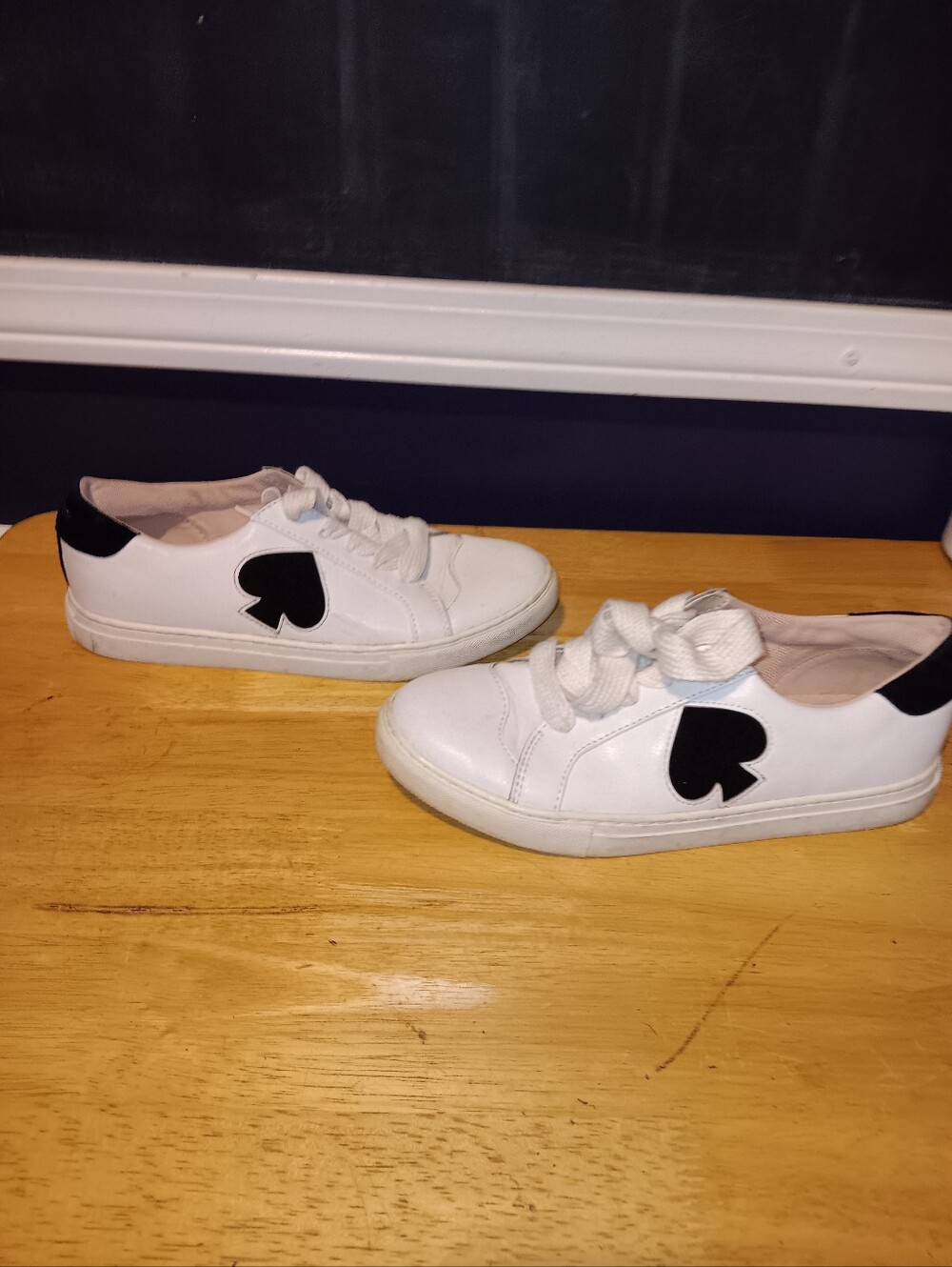 Kate Spade Leather Logo Sneakers Size 8